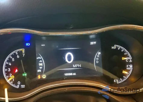 2018 Jeep Grand Cherokee Laredo z USA, uszkodzony, nr VIN 1C4RJFAG8JC457450